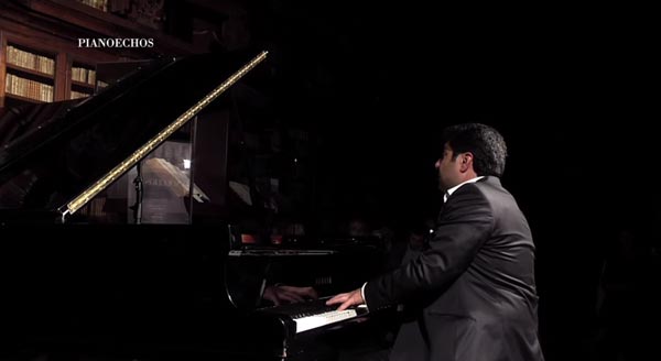 Albert Mamriev