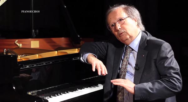 Angelo fabbrini . “Una lunga passeggiata musicale” Premio Tasto d'Argento ad Angelo Fabbrini